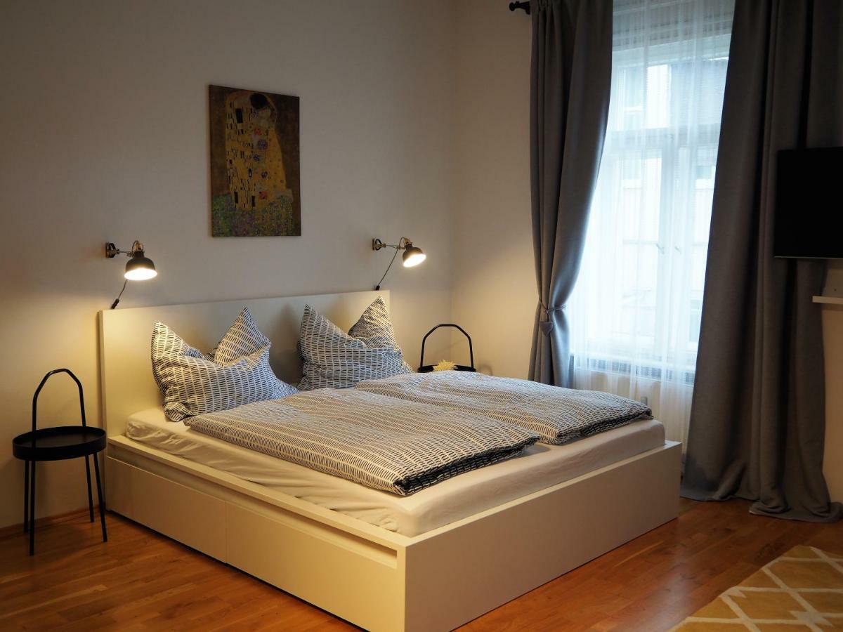Apstay City Residence Apartments ǀ Free Parking & Self Check-In Graz Exterior photo