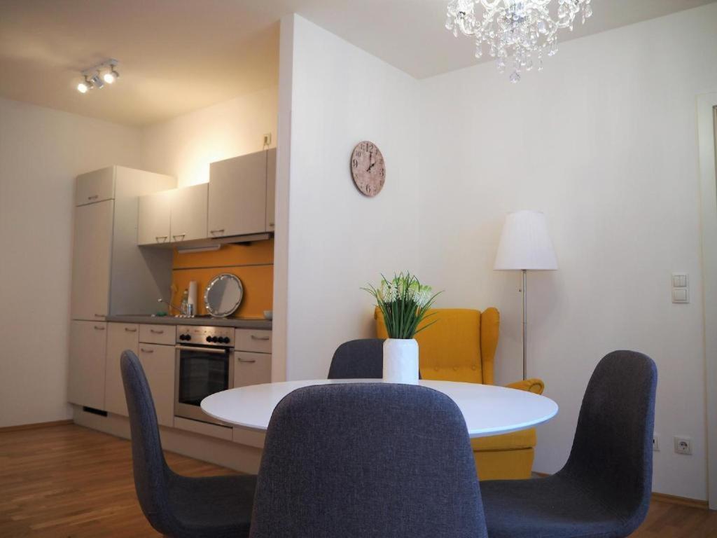 Apstay City Residence Apartments ǀ Free Parking & Self Check-In Graz Exterior photo